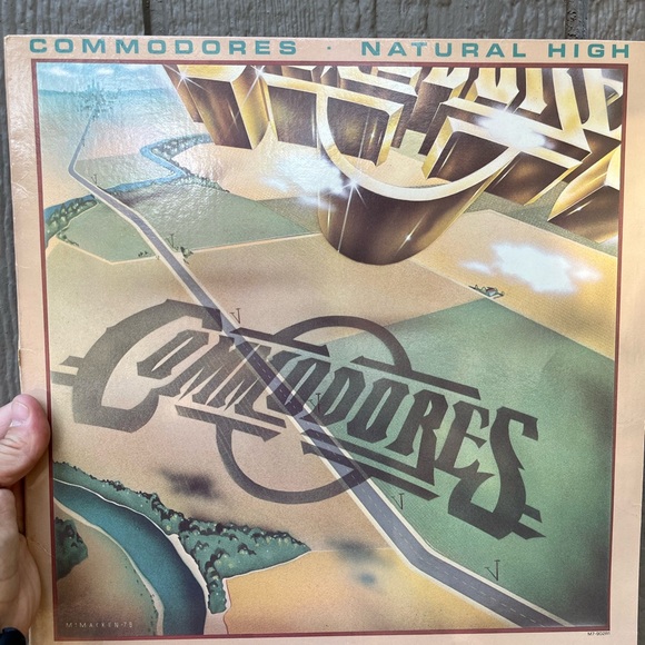 Commodores  vinyl 1981 - Picture 3 of 3